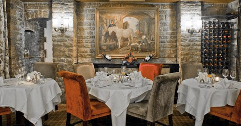 the bear hotel dining room oxfordshire woodstock