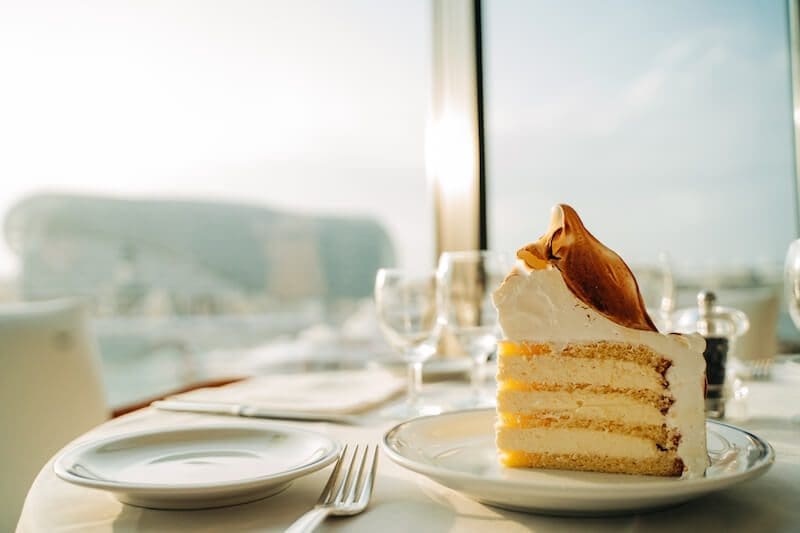 Cipriani Vanilla Meringue Cake - East End Taste Magazine
