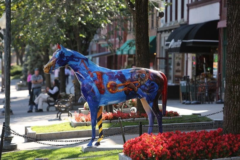 saratoga springs horse statue spring visit