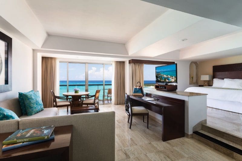 grand fiesta americana coral beach master suite