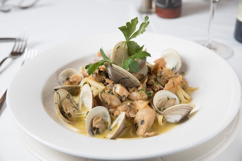 Linguini alla Vongole tuscany steakhouse