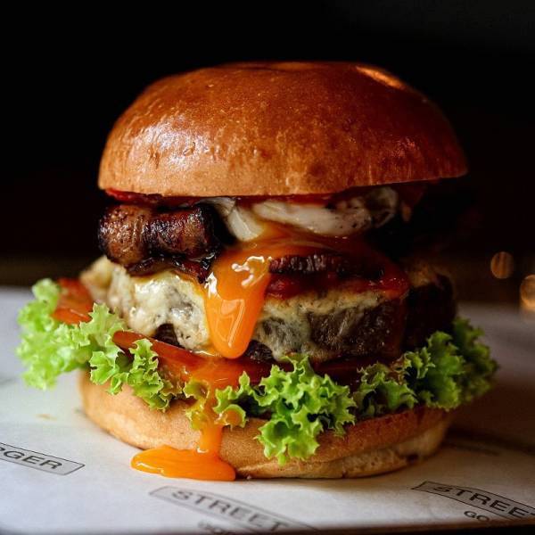 bae burger at street burger london gordon ramsay