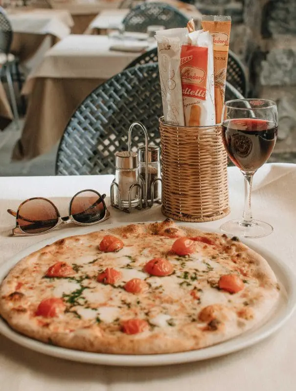 pizza in naples italy slices