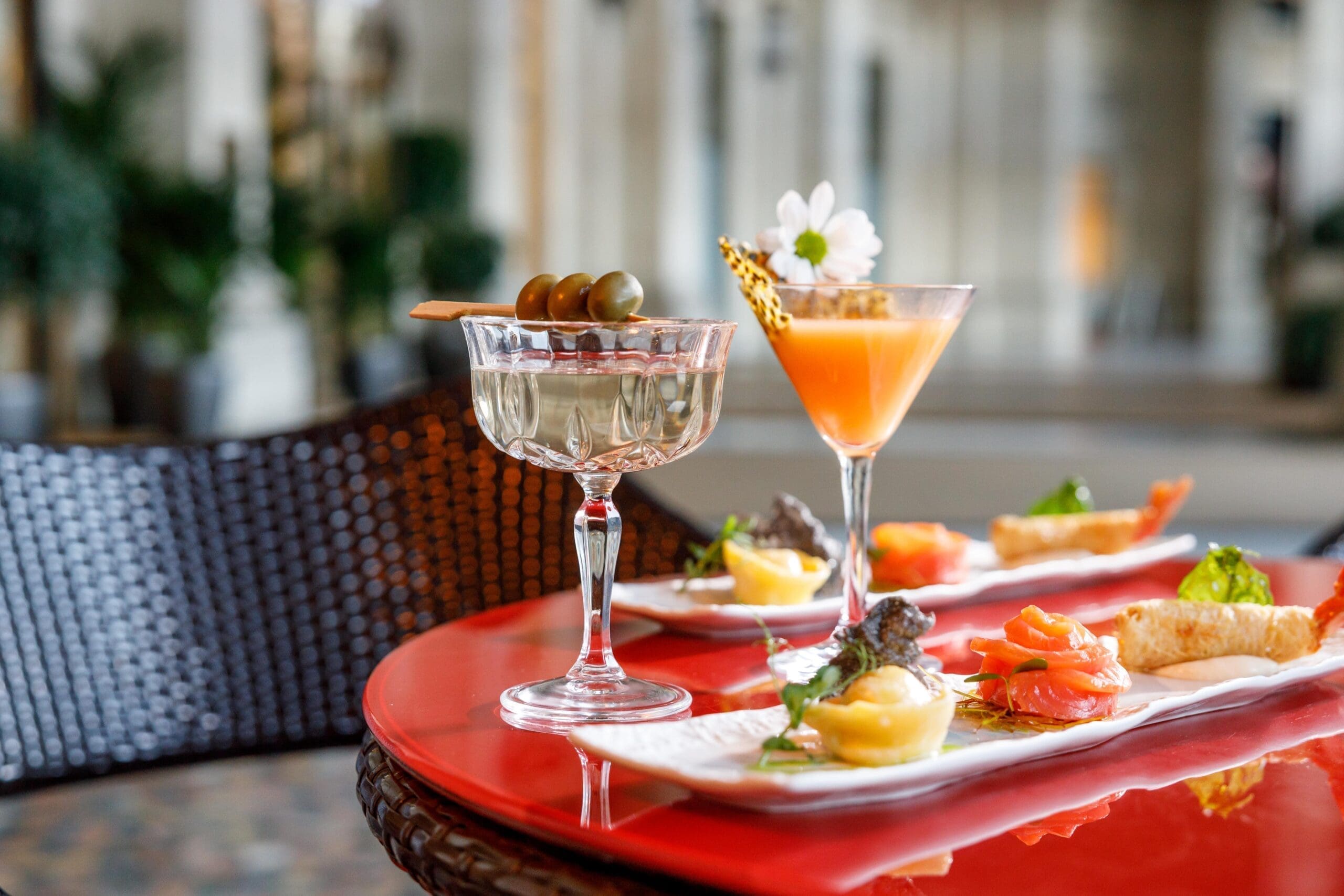 Anantara_Palazzo_Naiadi_Rome_Hotel_summer_cocktail_set_up_horizontal