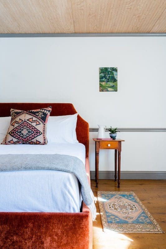 Wylder Hotel Windham Evergreen Room Decor