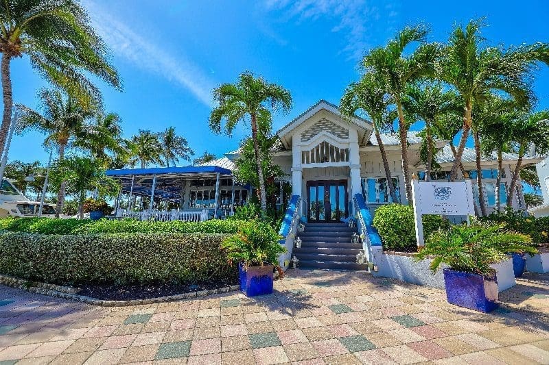 harborside bar and grill exterior restaurant
