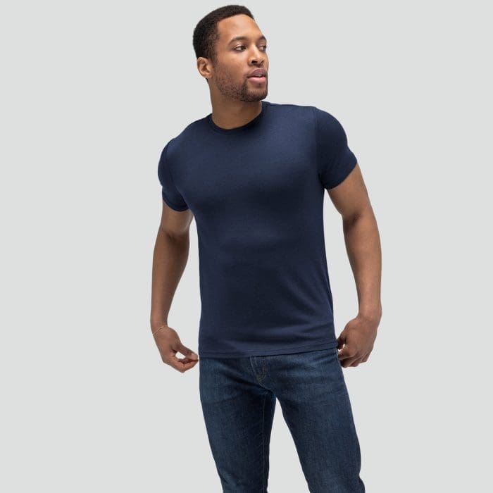 Unbound Merino tee shirt navy