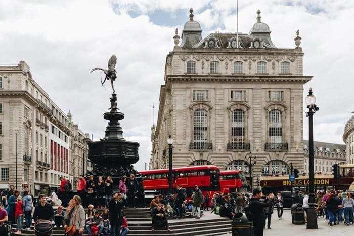 Picadilly circus London spring