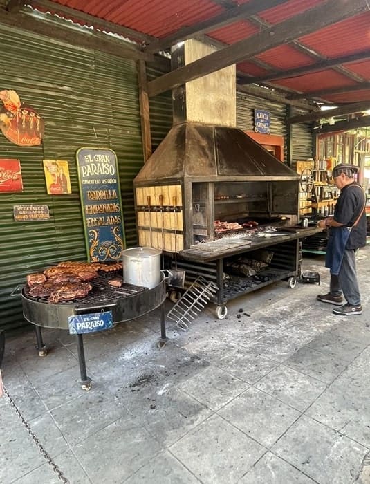 Argentine street Parrilla in La Boca